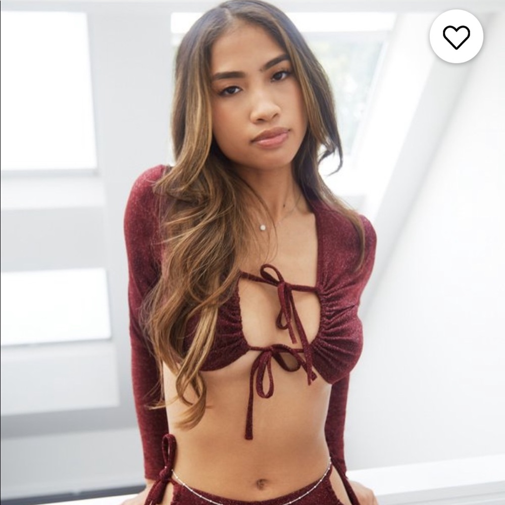 SAVAGE X FENTY Long Sleeve Crop